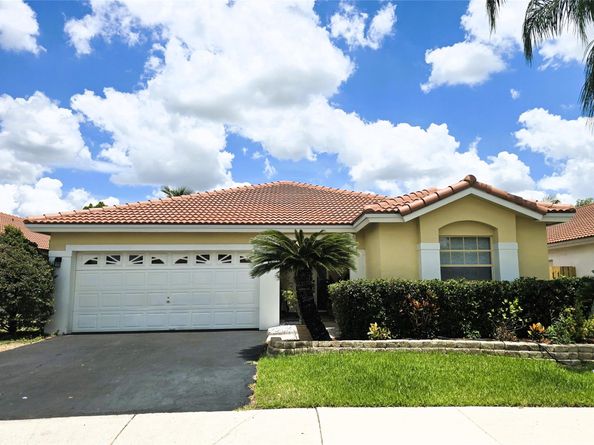 1022 NW 125th Ave, Sunrise FL 33323