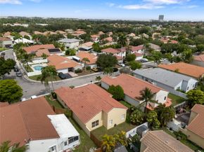1022 NW 125th Ave, Sunrise FL 33323