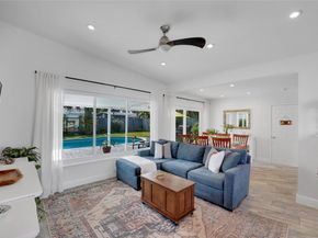 17 SE 9th Ave, Deerfield Beach FL 33441