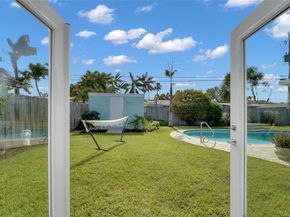 17 SE 9th Ave, Deerfield Beach FL 33441