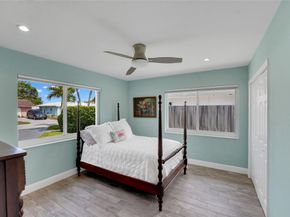 17 SE 9th Ave, Deerfield Beach FL 33441