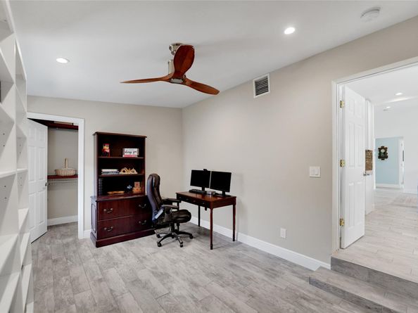 17 SE 9th Ave, Deerfield Beach FL 33441