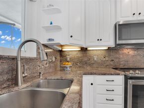 17 SE 9th Ave, Deerfield Beach FL 33441