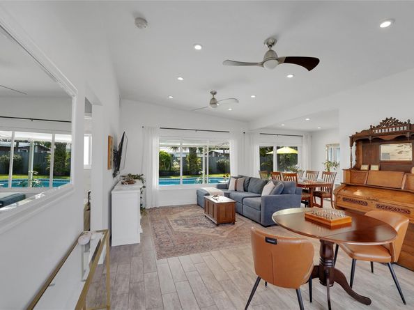 17 SE 9th Ave, Deerfield Beach FL 33441