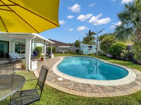 17 SE 9th Ave, Deerfield Beach FL 33441