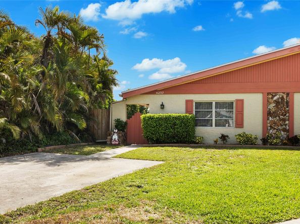 6257 NW 1st St 6257, Margate FL 33063