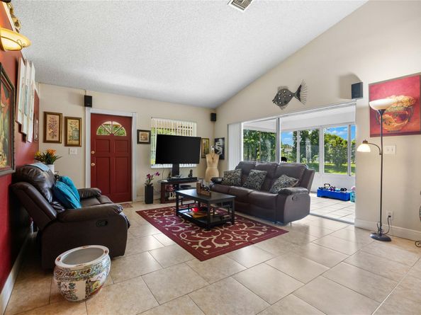 6257 NW 1st St 6257, Margate FL 33063