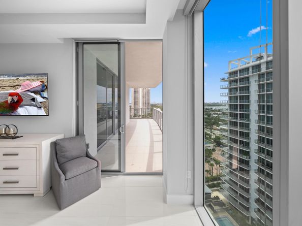 3100 N Ocean Drive H1608, Singer Island FL 33404