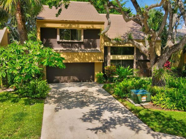 753 Saint Albans Drive, Boca Raton FL 33486