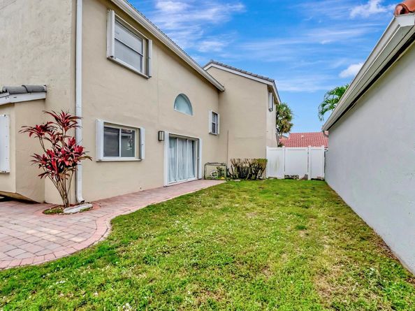 22360 Overture Circle, Boca Raton FL 33428
