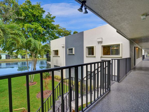 15036 Ashland Lane B 70, Delray Beach FL 33484