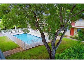 305 NE 16th St B8, Fort Lauderdale FL 33304
