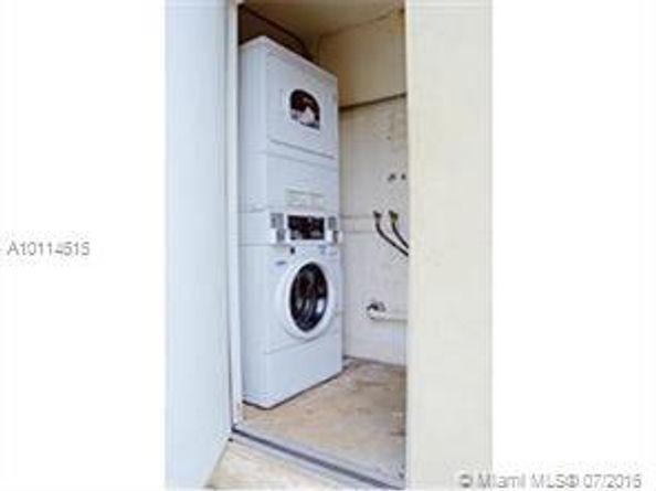 305 NE 16th St B8, Fort Lauderdale FL 33304