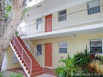 305 NE 16th St