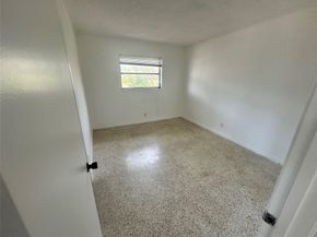 305 NE 16th St B8, Fort Lauderdale FL 33304