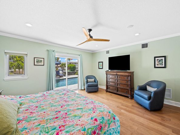 3040 NE 46th St, Fort Lauderdale FL 33308
