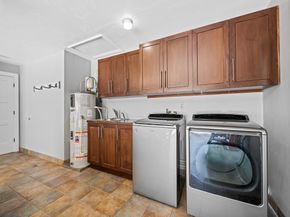 3040 NE 46th St, Fort Lauderdale FL 33308