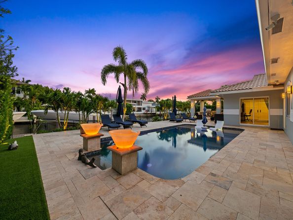 3040 NE 46th St, Fort Lauderdale FL 33308