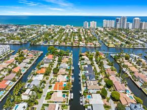 3040 NE 46th St, Fort Lauderdale FL 33308