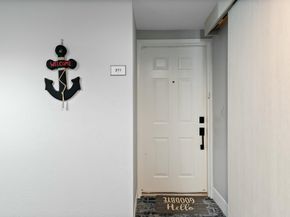 800 Jeffery Street 211, Boca Raton FL 33487