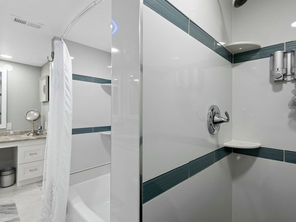 800 Jeffery Street 211, Boca Raton FL 33487