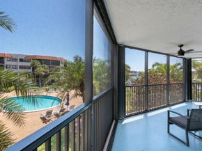 800 Jeffery Street 211, Boca Raton FL 33487