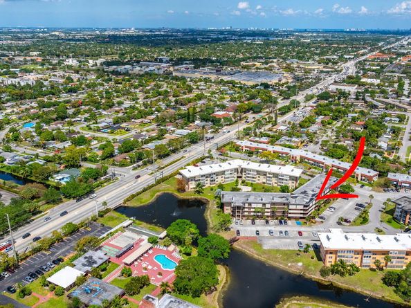 3051 NW 46th Avenue 406, Lauderdale Lakes FL 33313