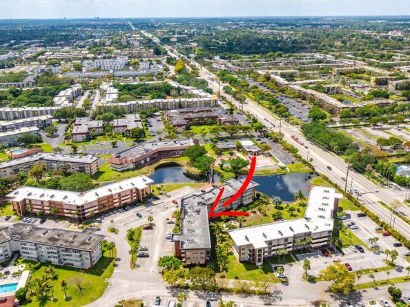 3051 NW 46th Avenue 406, Lauderdale Lakes FL 33313