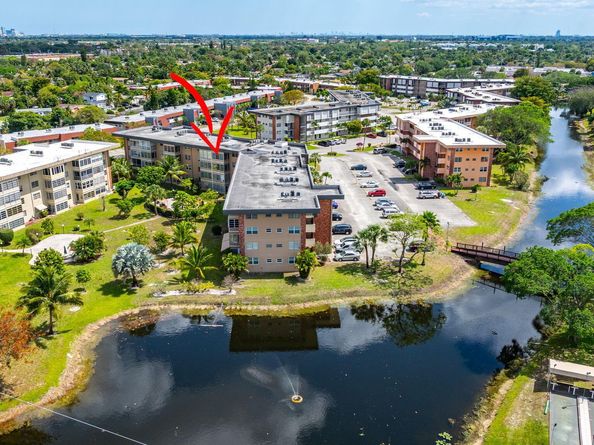 3051 NW 46th Avenue 406, Lauderdale Lakes FL 33313