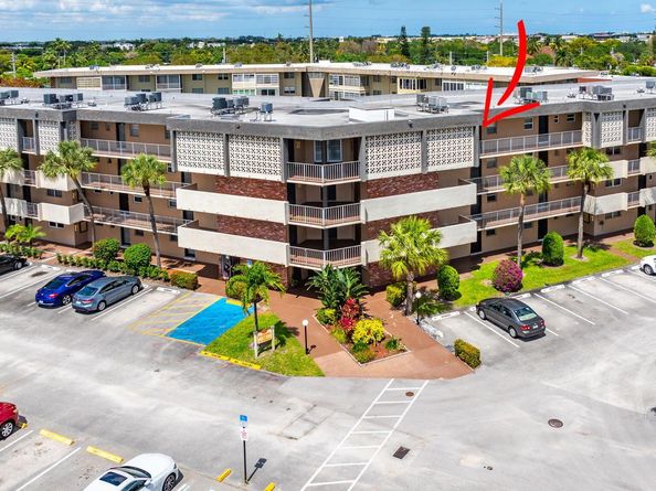 3051 NW 46th Avenue 406, Lauderdale Lakes FL 33313