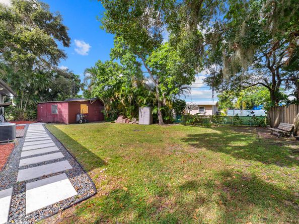 2869 SW 13th Court, Fort Lauderdale FL 33312