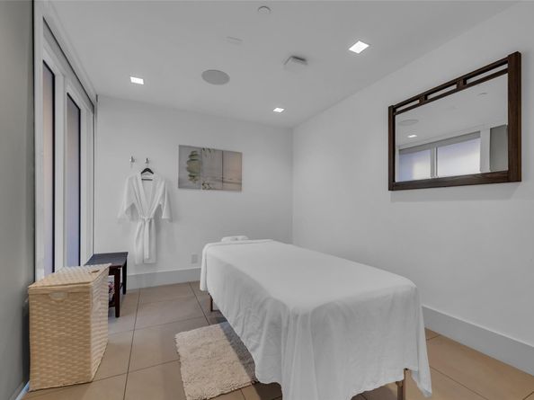 2200 S Ocean Ln 2805, Fort Lauderdale FL 33316