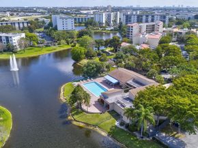 2205 S Cypress Bend Dr 505, Pompano Beach FL 33069
