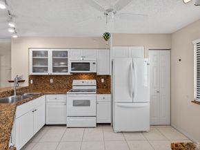2205 S Cypress Bend Dr 505, Pompano Beach FL 33069