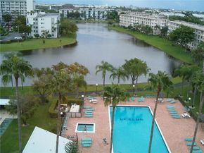 2205 S Cypress Bend Dr 505, Pompano Beach FL 33069