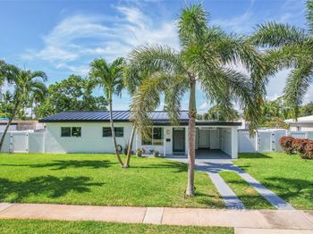 232 SW 9th Ct
