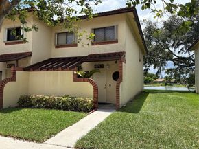 4763 NW 90th Ave 4763, Sunrise FL 33351