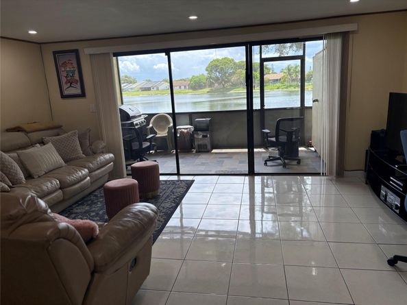 4763 NW 90th Ave 4763, Sunrise FL 33351