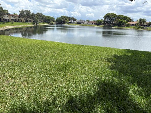 4763 NW 90th Ave 4763, Sunrise FL 33351