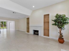 921 SW 17th St, Fort Lauderdale FL 33315