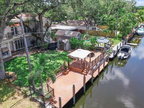 921 SW 17th St, Fort Lauderdale FL 33315