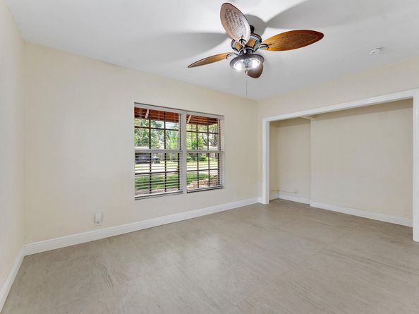 921 SW 17th St, Fort Lauderdale FL 33315