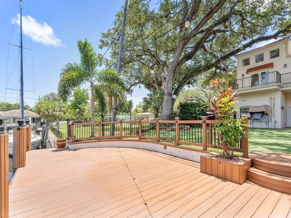 921 SW 17th St, Fort Lauderdale FL 33315
