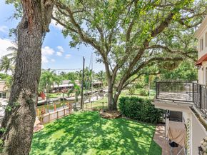 921 SW 17th St, Fort Lauderdale FL 33315