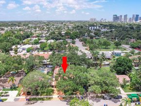 921 SW 17th St, Fort Lauderdale FL 33315
