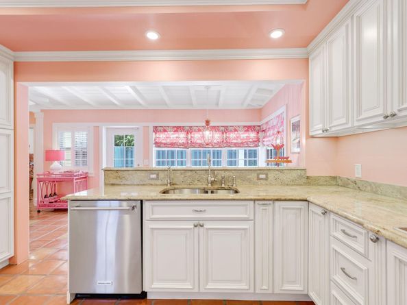 2 Fisher Lane, Delray Beach FL 33483