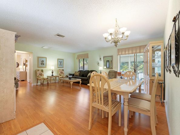 5817 La Pinata Boulevard D2, Greenacres FL 33463