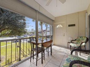 5817 La Pinata Boulevard D2, Greenacres FL 33463