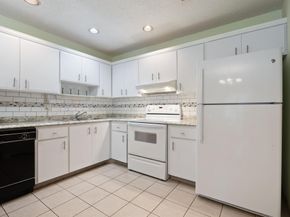 5817 La Pinata Boulevard D2, Greenacres FL 33463