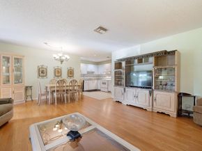 5817 La Pinata Boulevard D2, Greenacres FL 33463